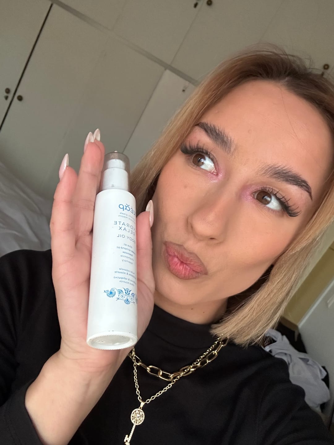 Customer photo review of Hydrate & Relax Body Oil
