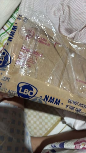 Customer photo review of Victoria's Secret Bombshell EDP For Women 100ml