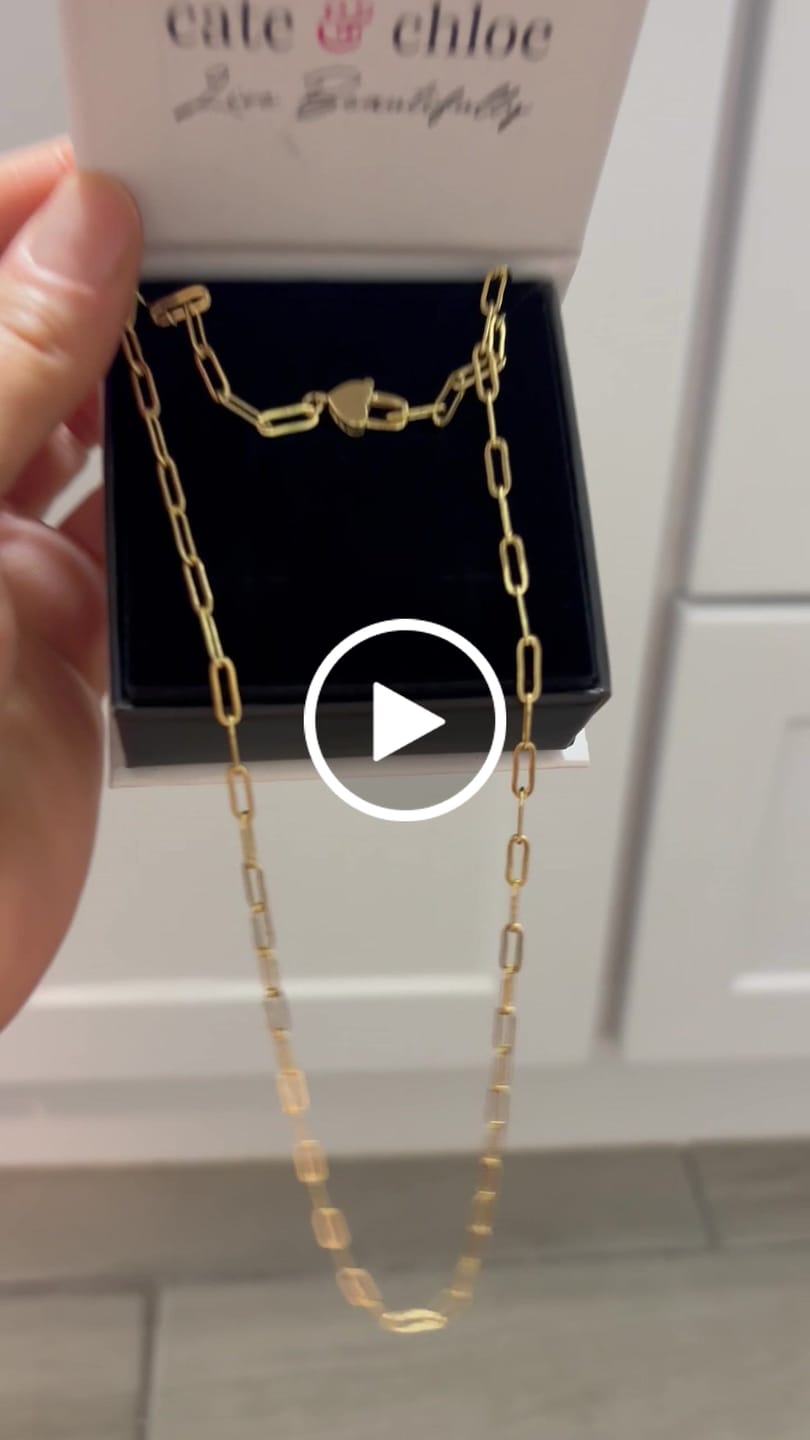 Customer video review of Tammy 18k White Gold Plated Paperclip Chain Necklace