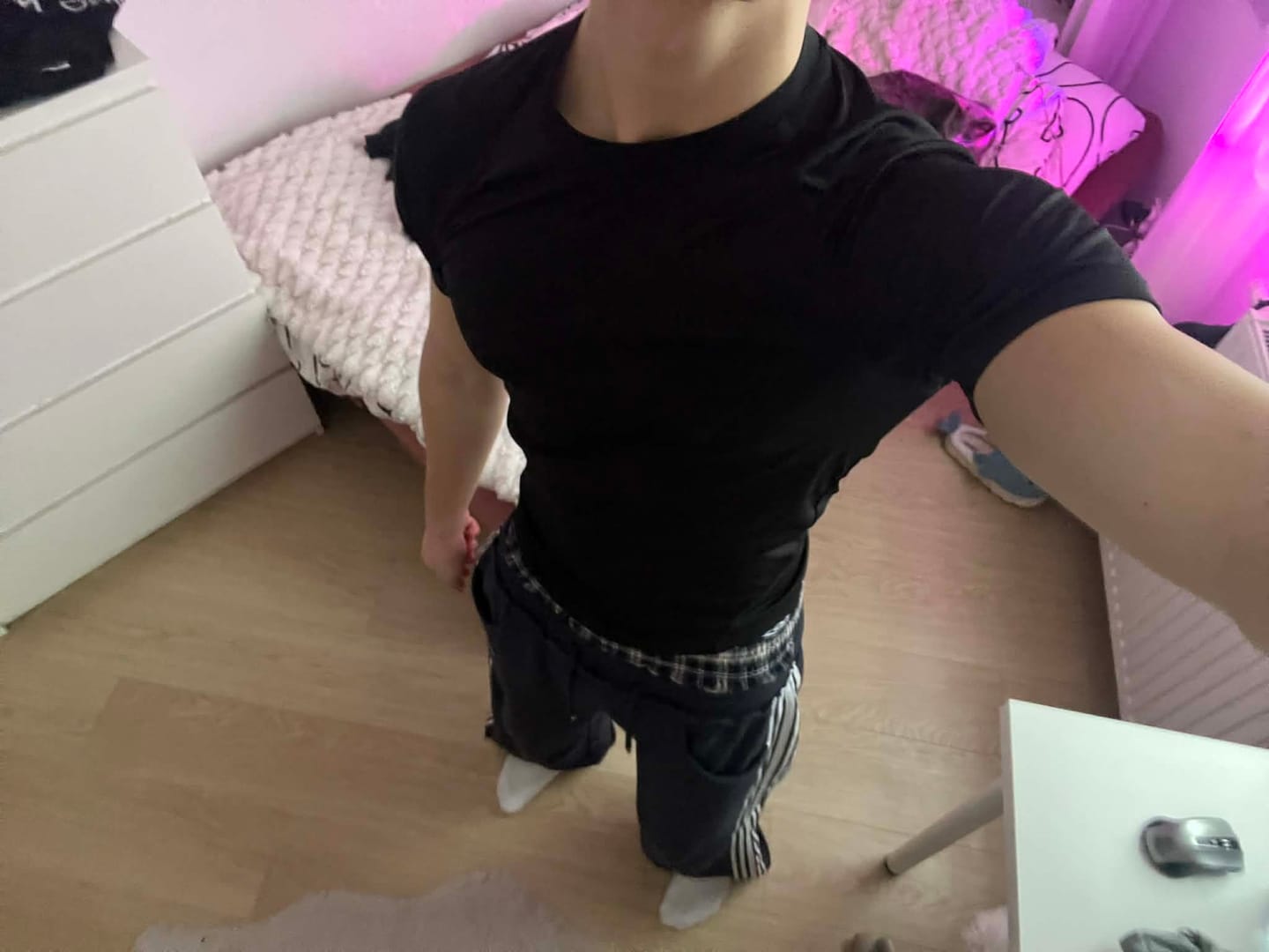 Customer photo review of Aelfric Eden Double Waist Baggy Sweatpants