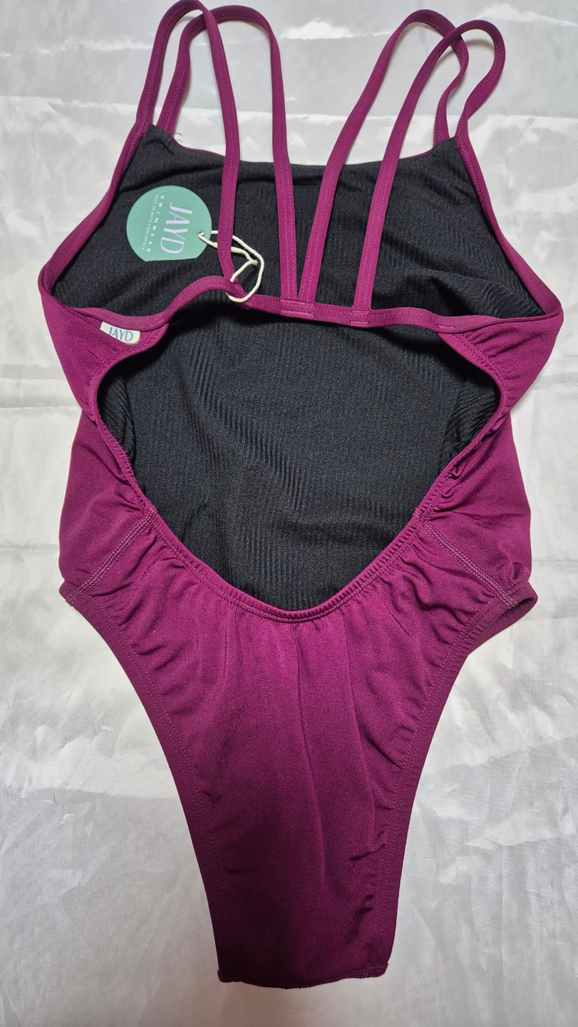 Customer photo review of FINLEY ONE PIECE - Sangria