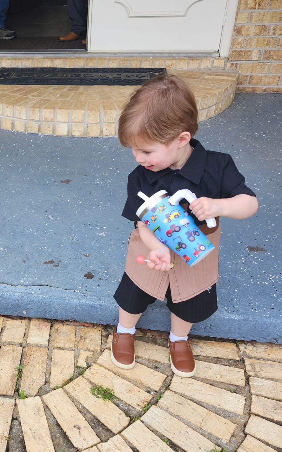 Customer photo review of Farm Vehicles Spill Proof Kids CREWCUP 20oz