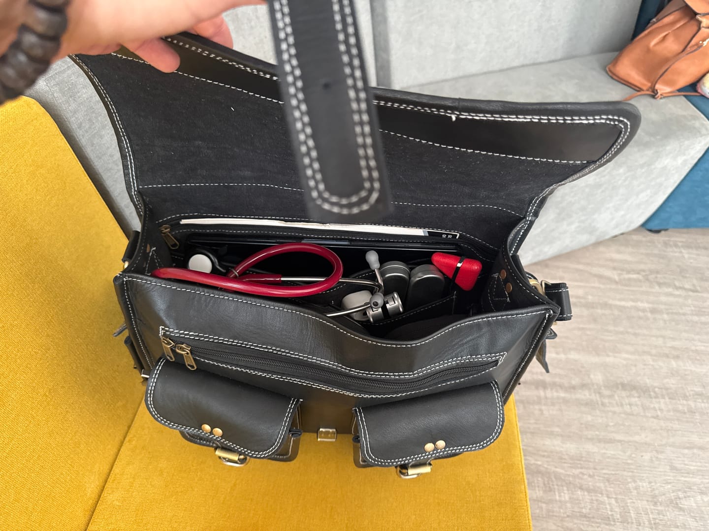 Customer photo review of The Retro Black +  FREE Toiletry Bag