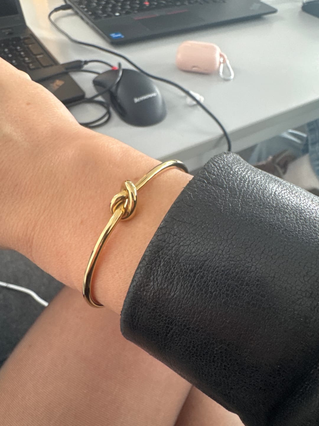 Customer photo review of Eternity Gold Bracelet