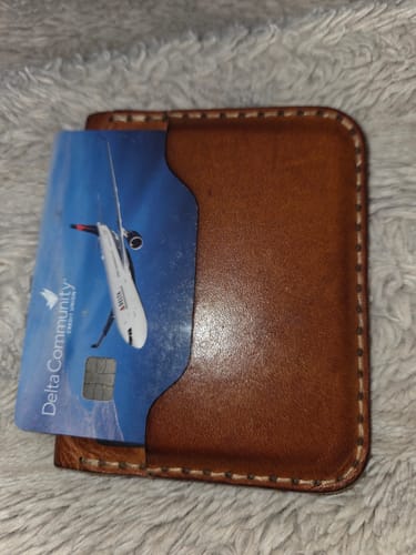Customer photo review of The Georgetown Minimalist Wallet in Chestnut Brown