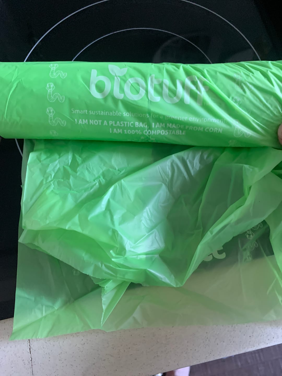 Customer photo review of 8L Kitchen Tidy Bin Liners (FOGO)