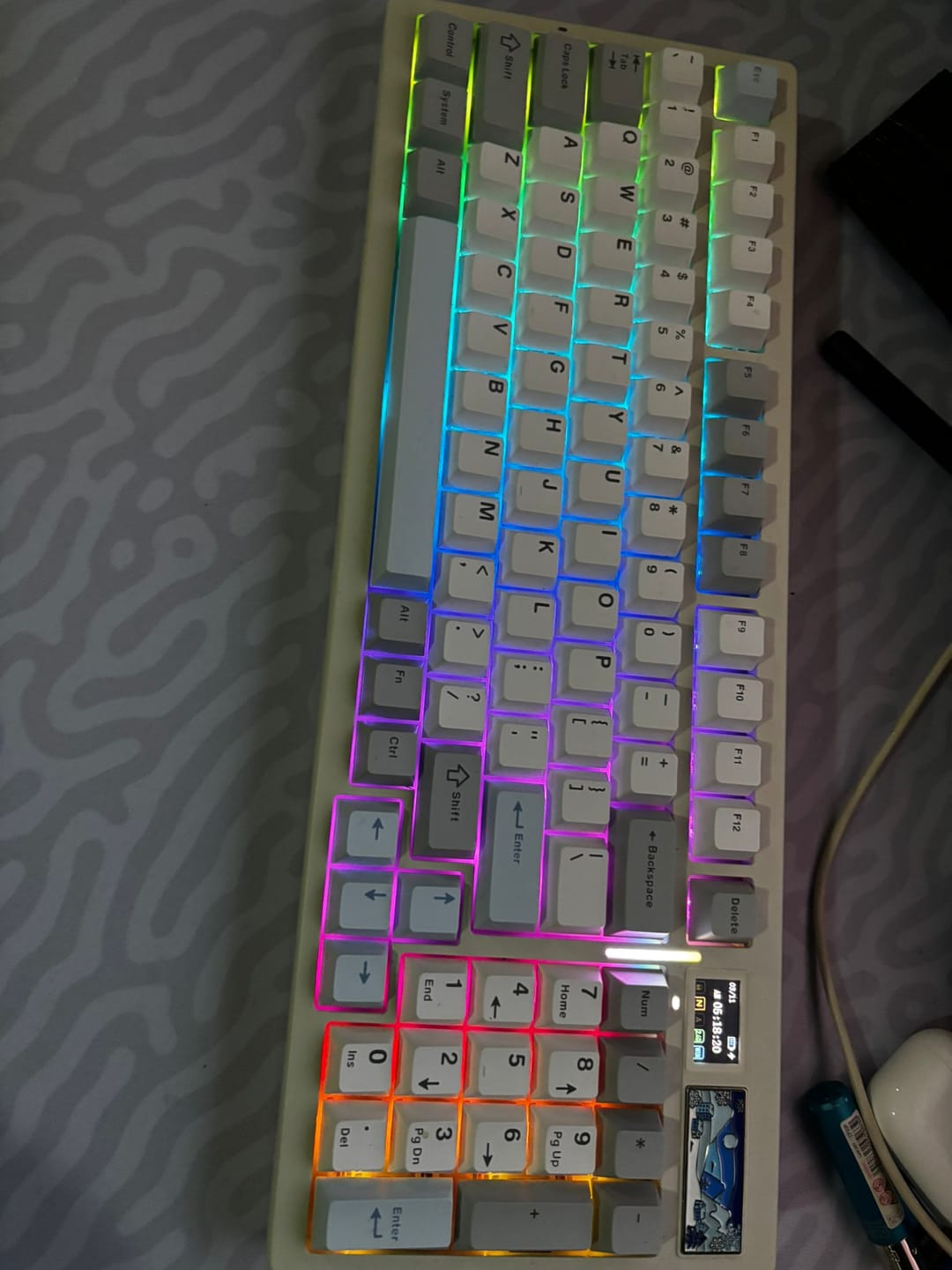 Customer photo review of YUNZII IF99 Mekanik Klavye