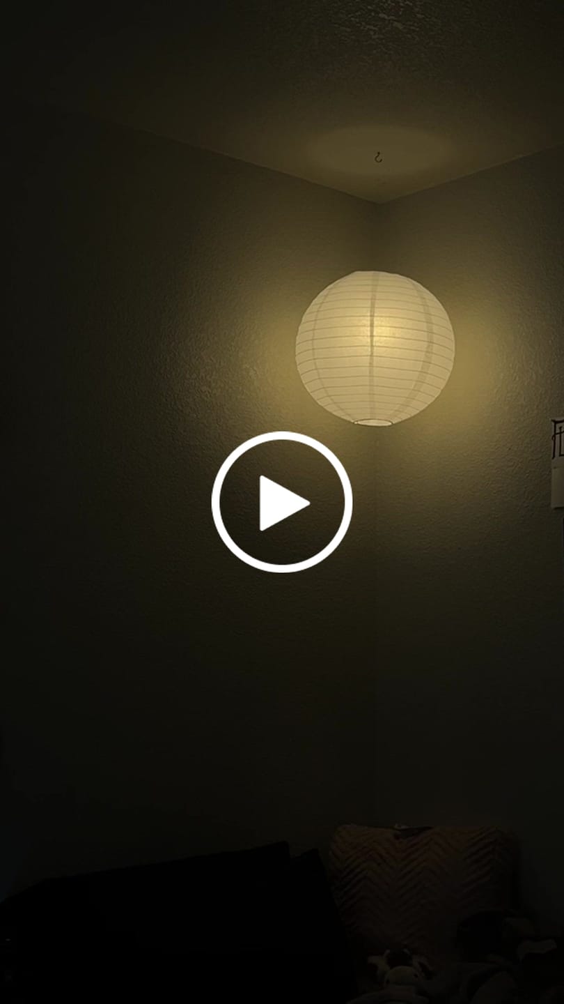 Customer video review of 16 Inch White Round Paper Lantern, Parallel Ribbing, Chinese Hanging Wedding & Party Decoration