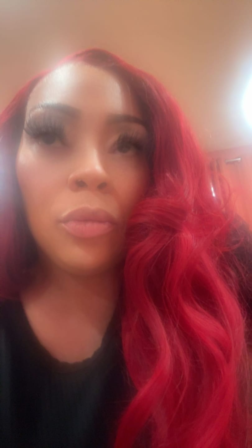 Customer photo review of PLATINUM BLONDE HD LACE CLOSURES