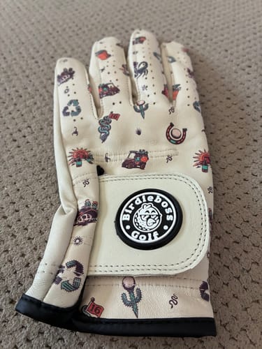 Customer photo review of The 16th Showdown Glove