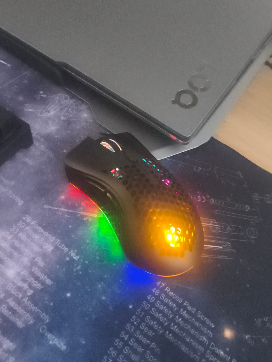 Customer photo review of Mouse gaming wireless Timebox, ultrausor 95g, FastCharge, USB, 4 GHz, Negru