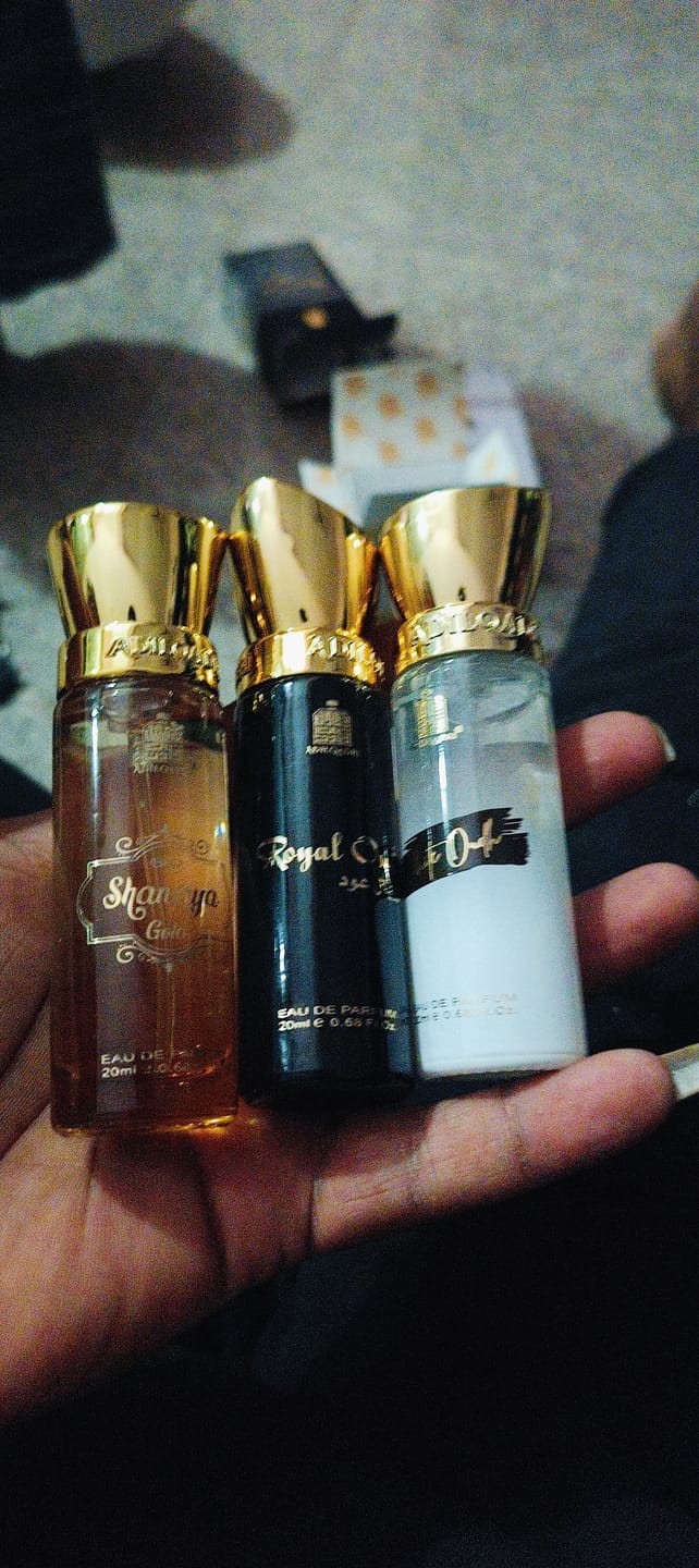 Customer photo review of Royal Oudh Luxury Perfume Spray 20 ml