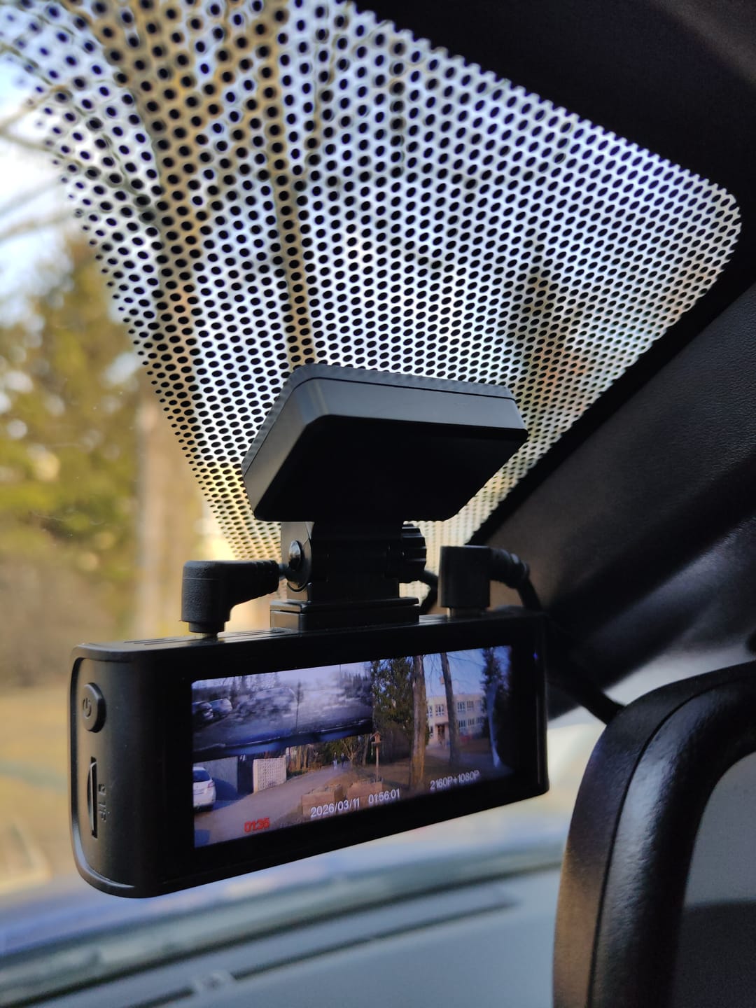 Customer photo review of Redtiger F7N/F17 Dash Cam 3M Mount with GPS Module