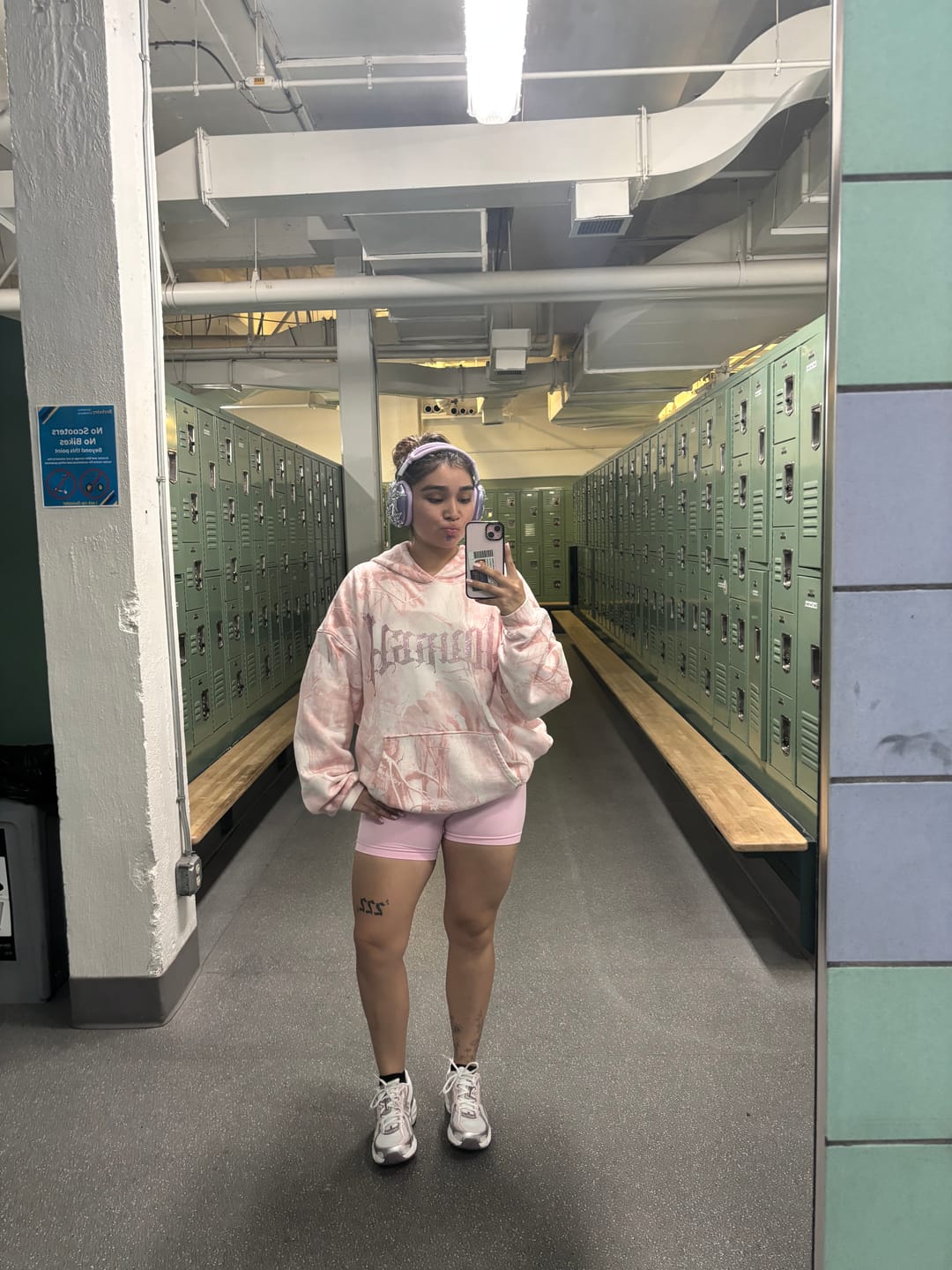 Customer photo review of W5168 - Camo Bling Hoodie
