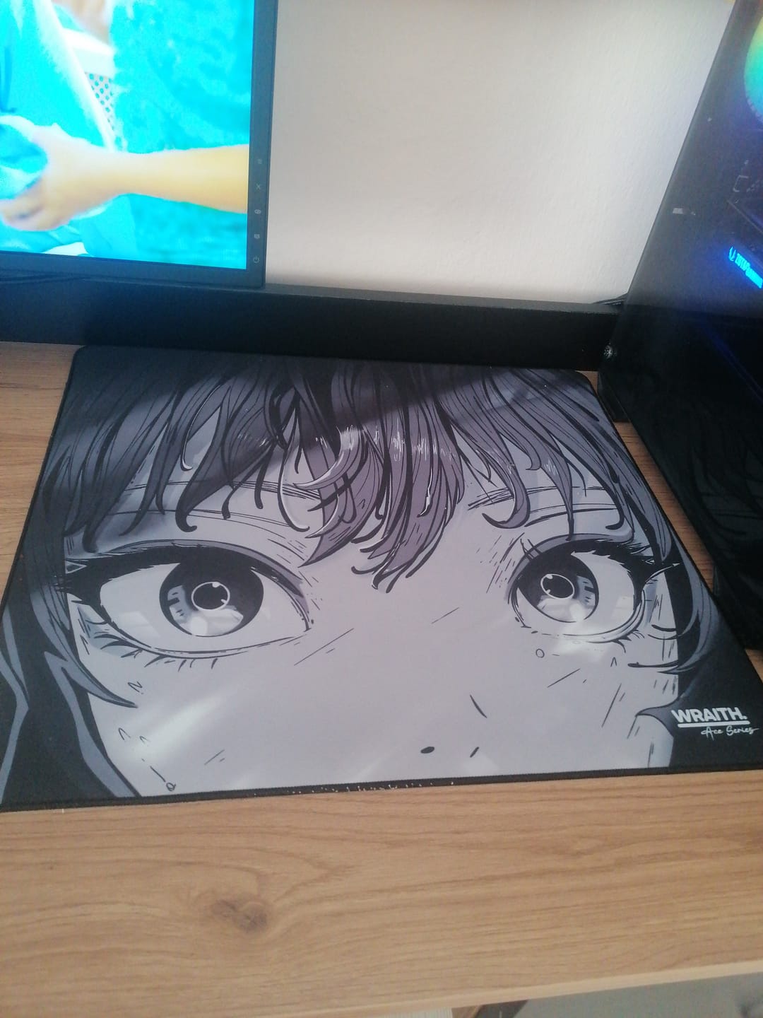Customer photo review of Wraith Ace Series [Glimpse] Limited Edition Poron Mousepad