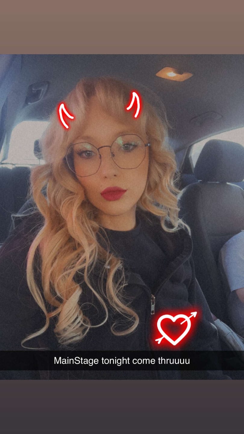 Customer photo review of Linda Eyeglasses