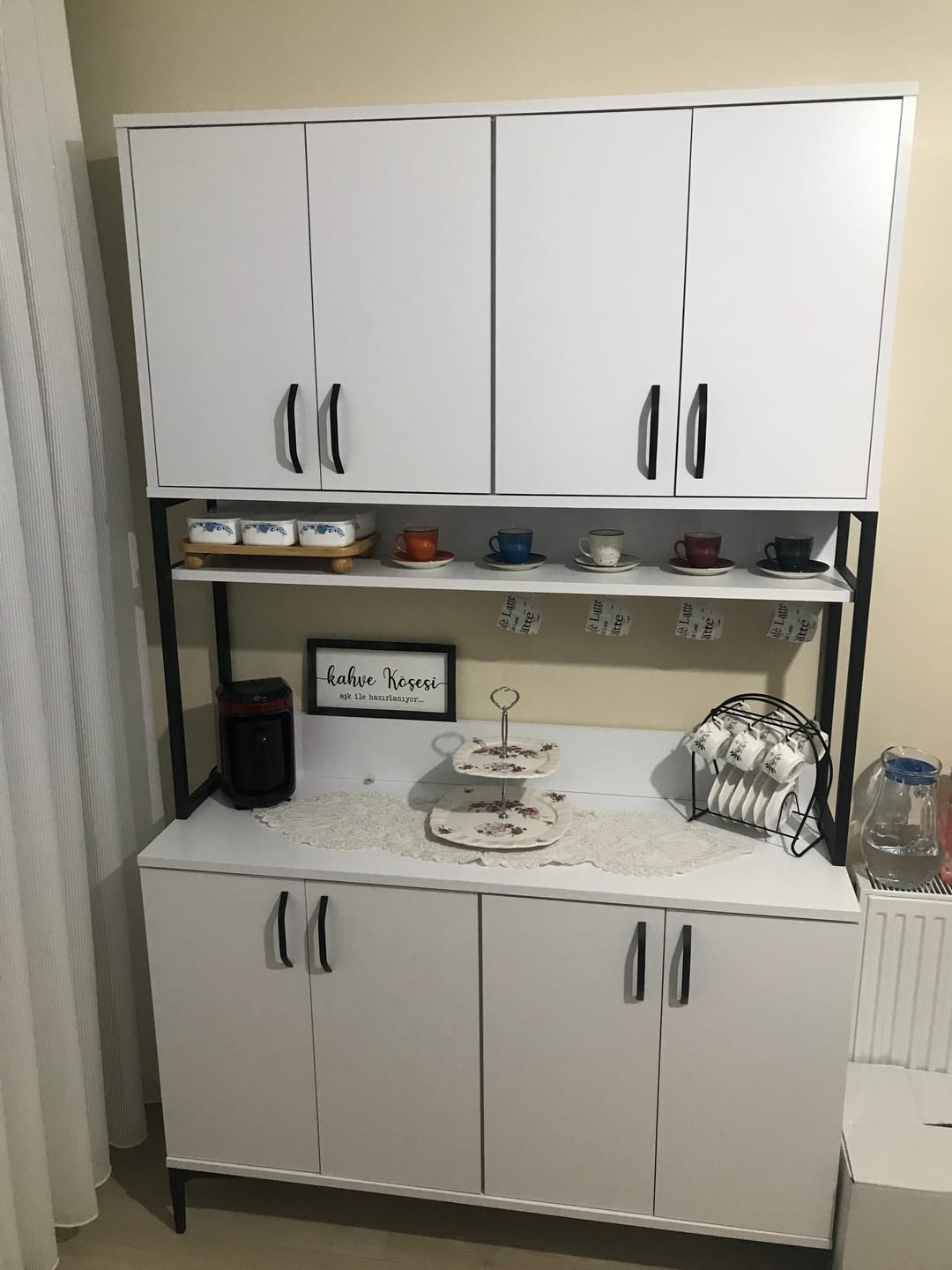 Customer photo review of Rani JE173 Çok Amaçlı Dolap 8 Kapaklı Raflı Kiler Mutfak Dolabı Beyaz