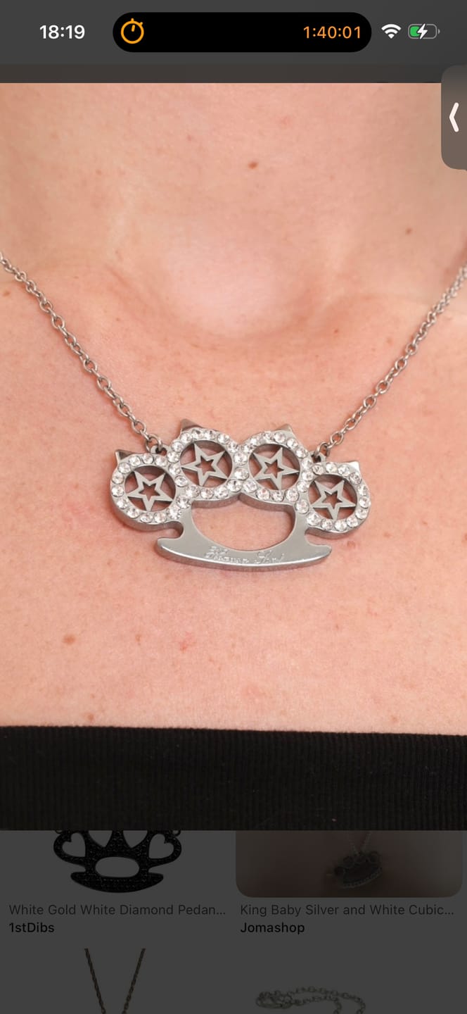 Customer photo review of Fatale Necklace