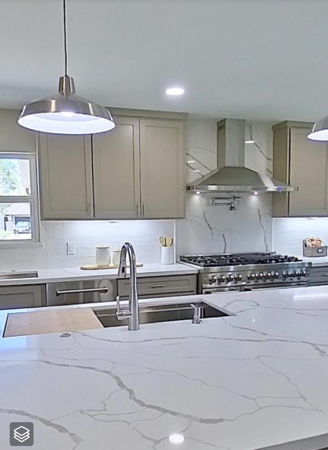 Customer photo review of 46" Undermount Workstation Sink – 16 Gauge Stainless Steel Single Bowl – Reversible Offset Drain – Seamless Drain (5LS46c)