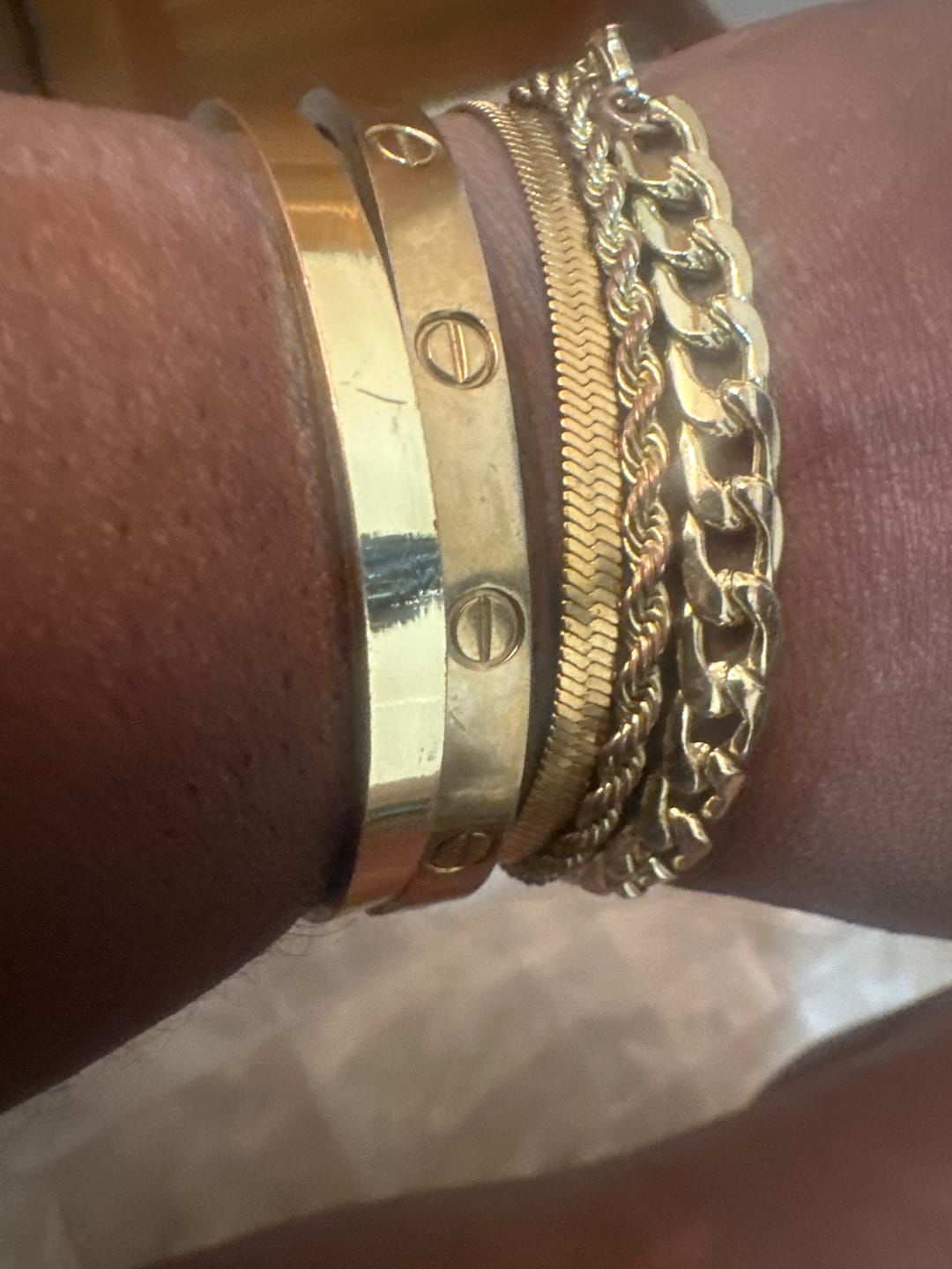 Customer photo review of Herringbone Bracelet - 4mm