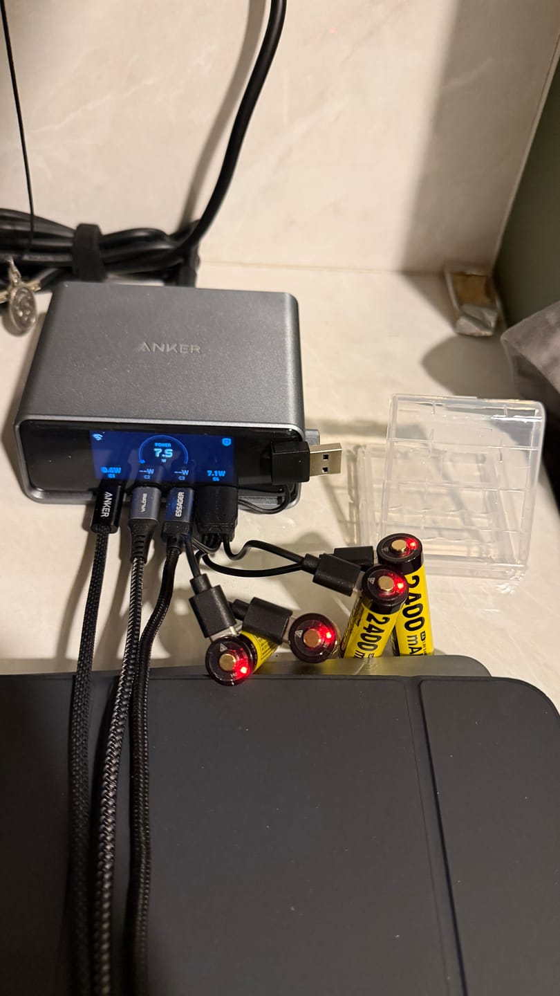 Customer photo review of NH2400 4PC (AA - 2400mAh - 1.5V)