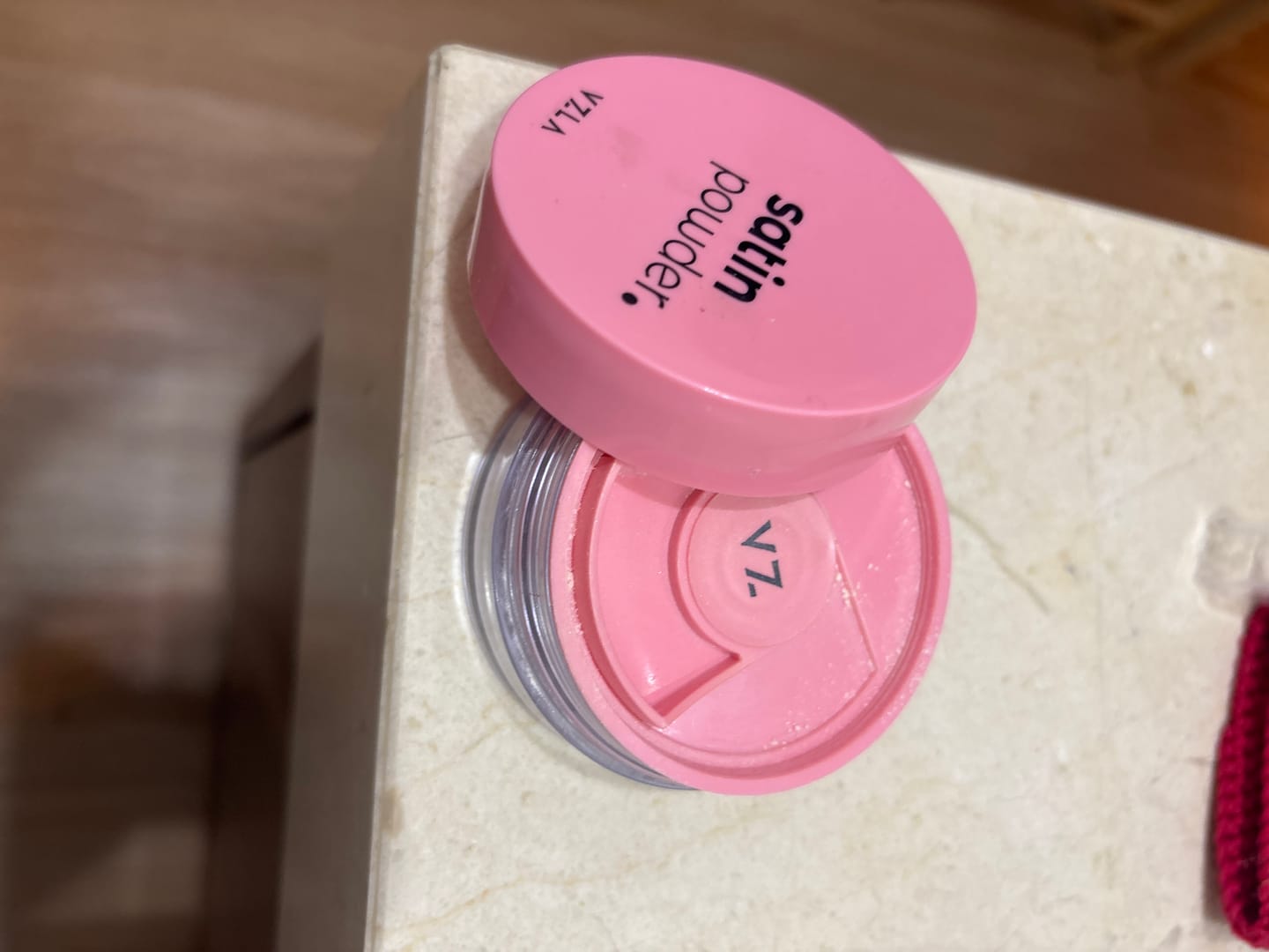 Customer photo review of Satin Powder