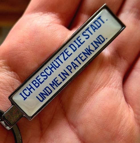 Customer photo review of Metall Schlüsselanhänger personalisiert mit Name, Text, Spruch und Foto