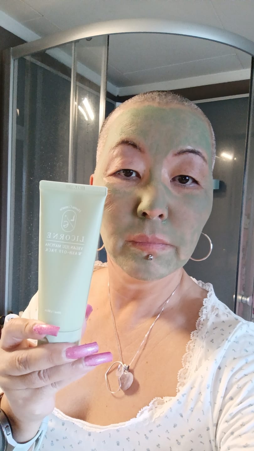 Customer photo review of Licorne Jeju Matcha Wash Off Maske (100ml)