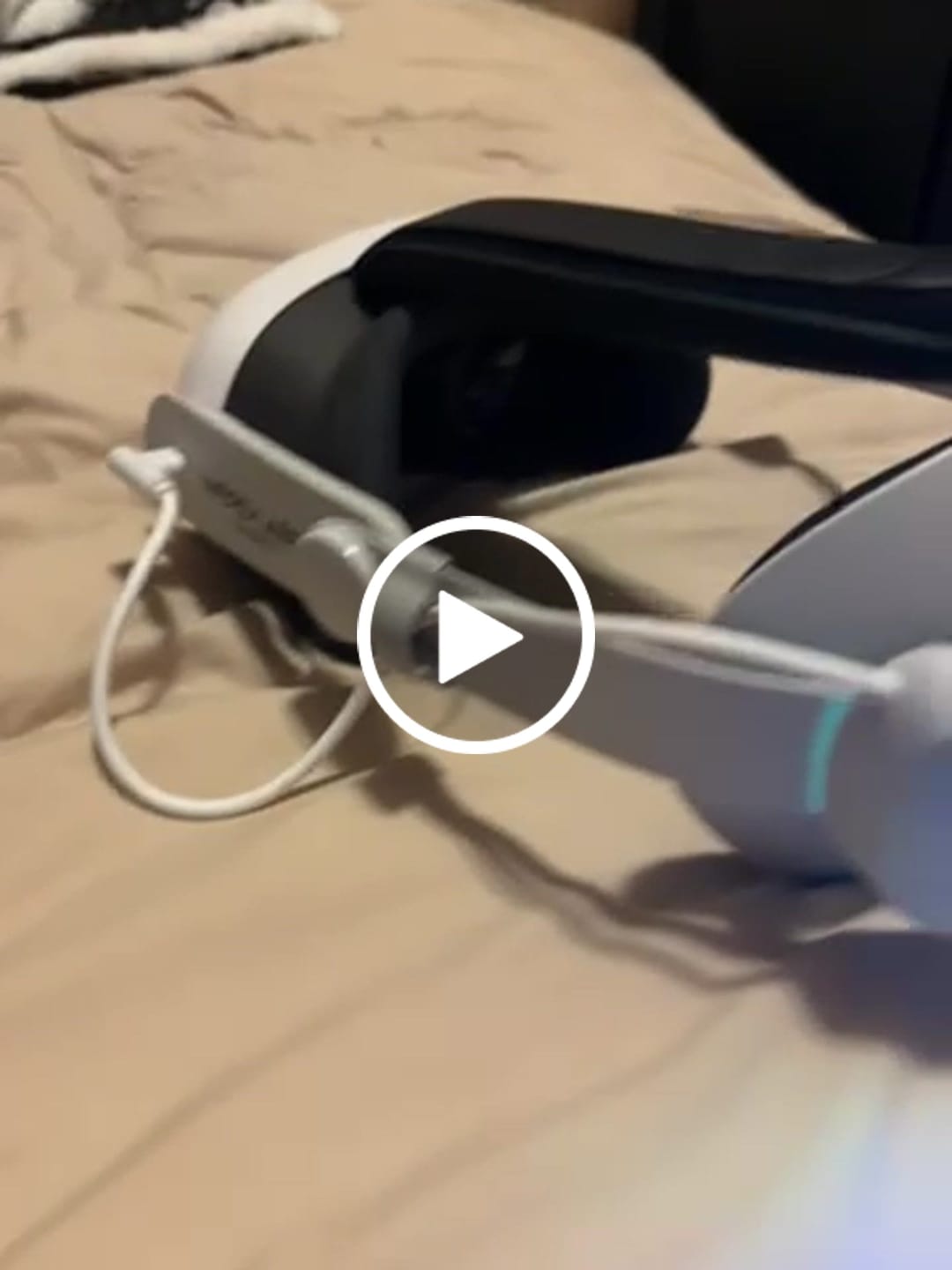 Customer video review of Comfort Strap + Battery Pack