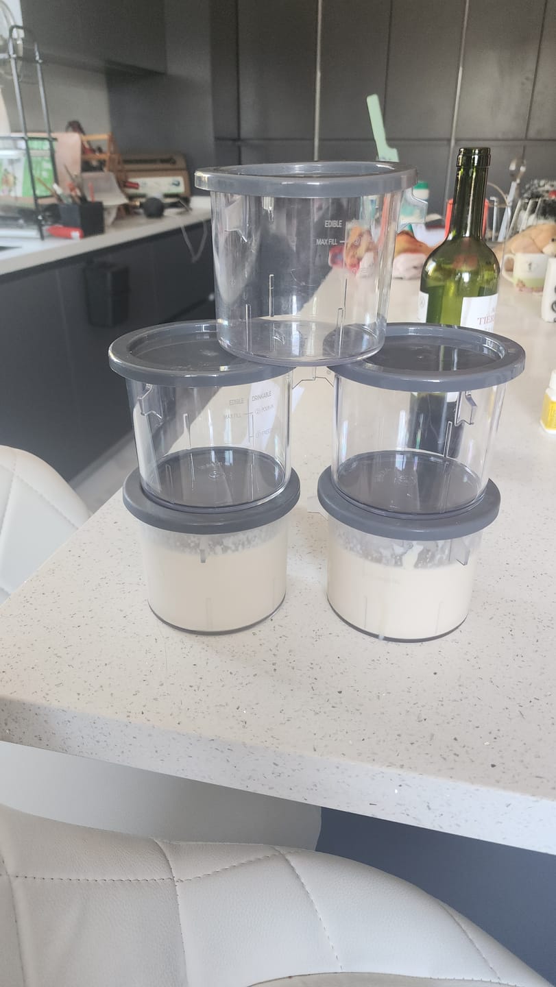 Customer photo review of PACK 2 Potes extras para Máquina de Helados Cream Lux Pro