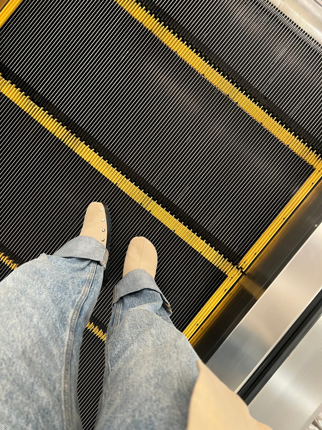 Customer photo review of CLOGS ZP ARIA BUTTER CREAM