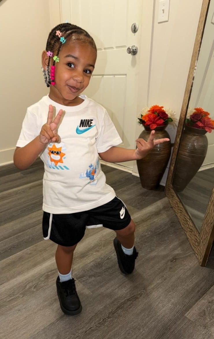 Customer photo review of Nike Force 1 Low - Toddler