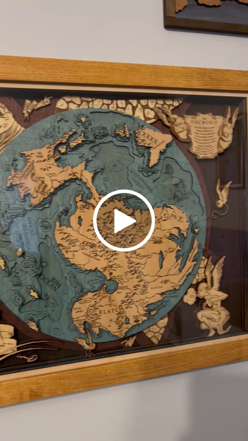 Customer video review of 3D DISCWORLD WOOD MAP