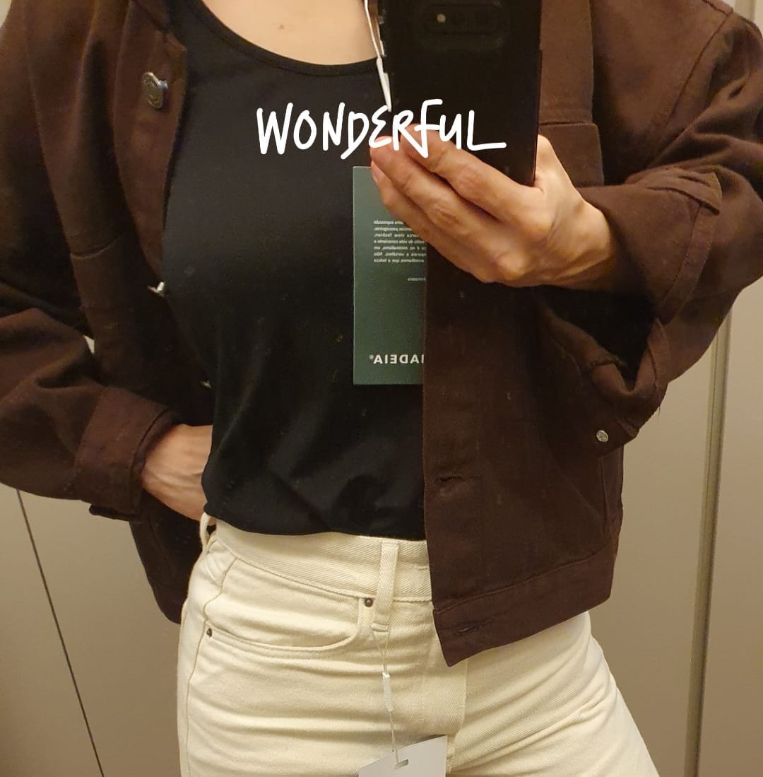 Customer photo review of Jaqueta Jeans Oversized Andiroba Marrom Escuro