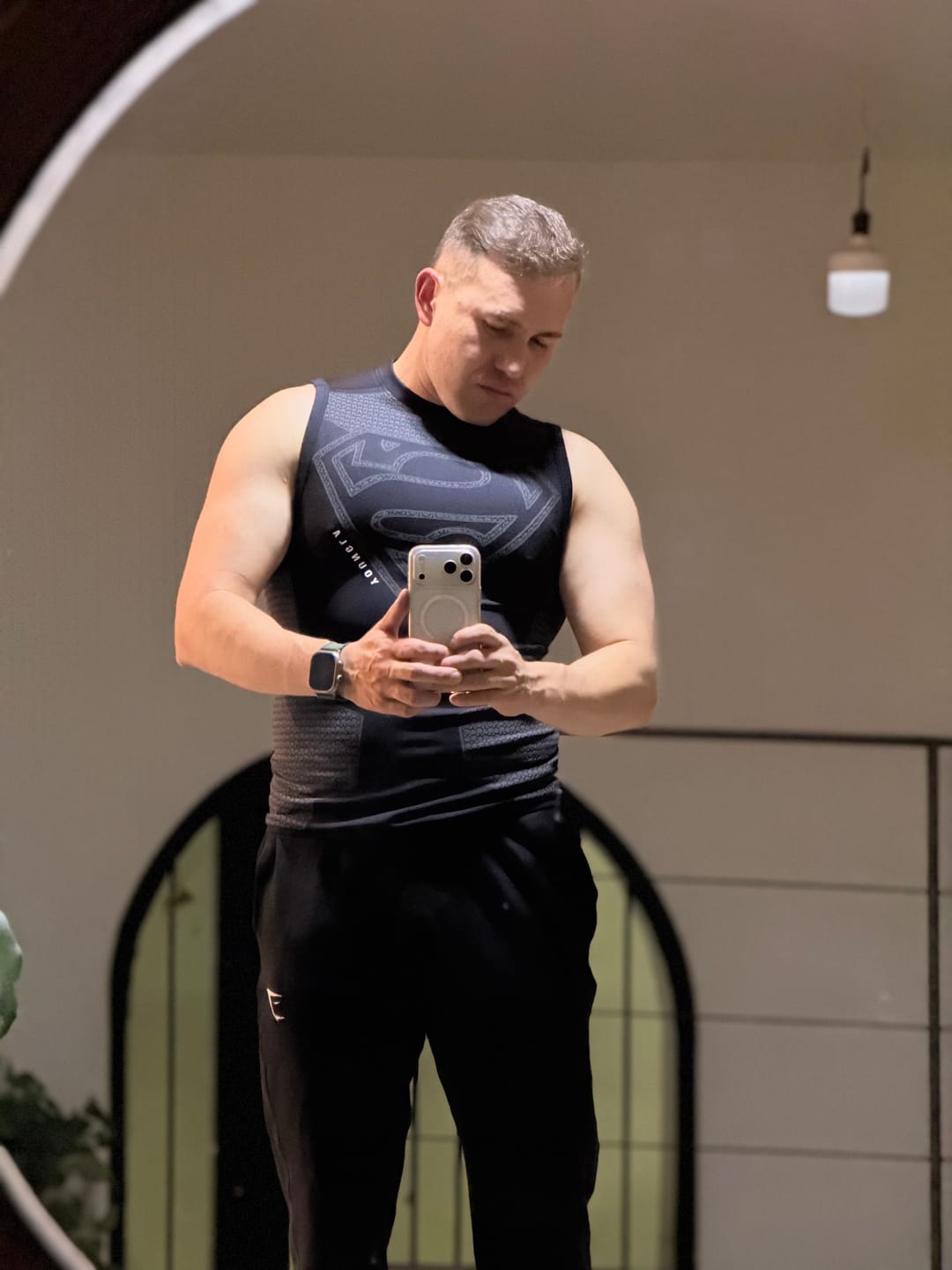 Customer photo review of 3047 - Superman Compression Tanks