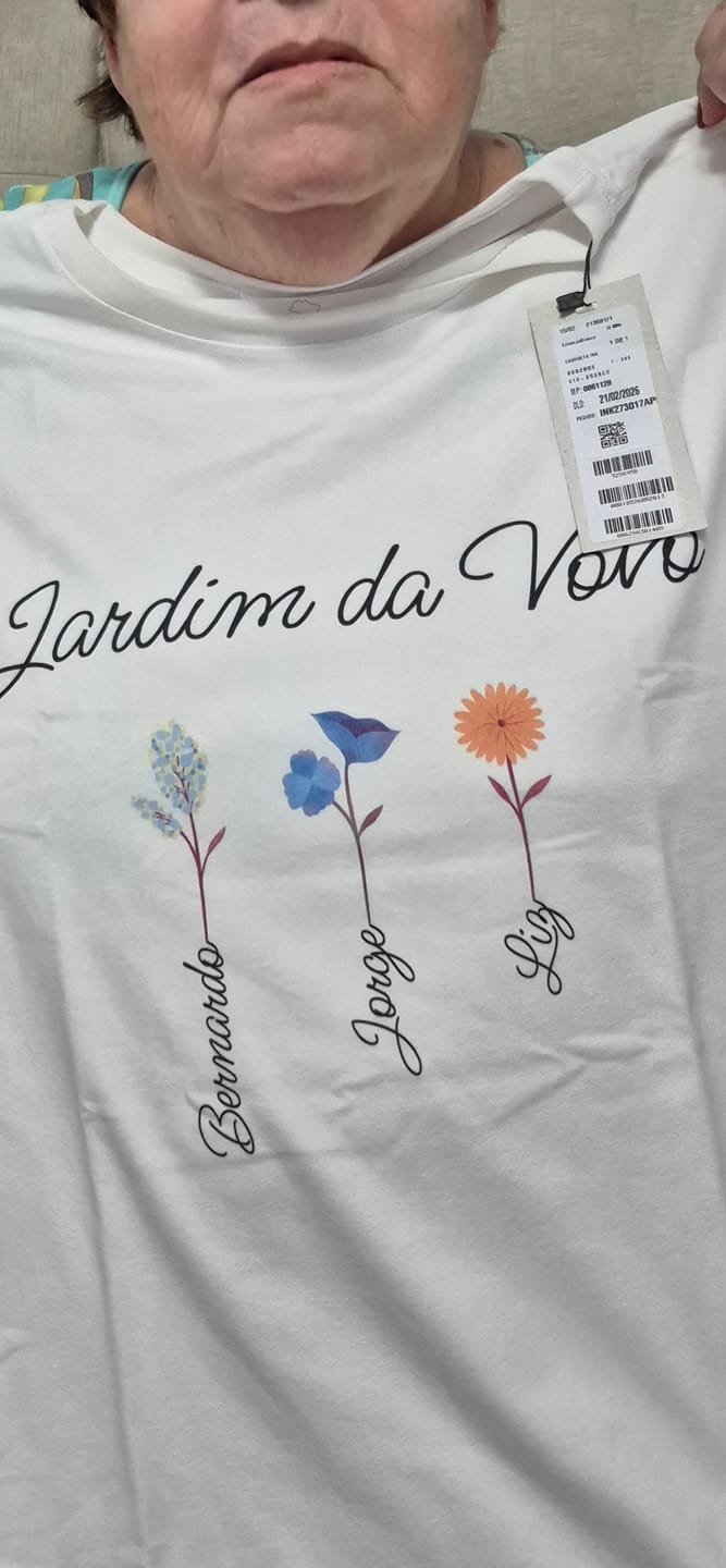 Customer photo review of Camiseta Personalizada Jardim da Vovó - BRANCA - Algodão 100%