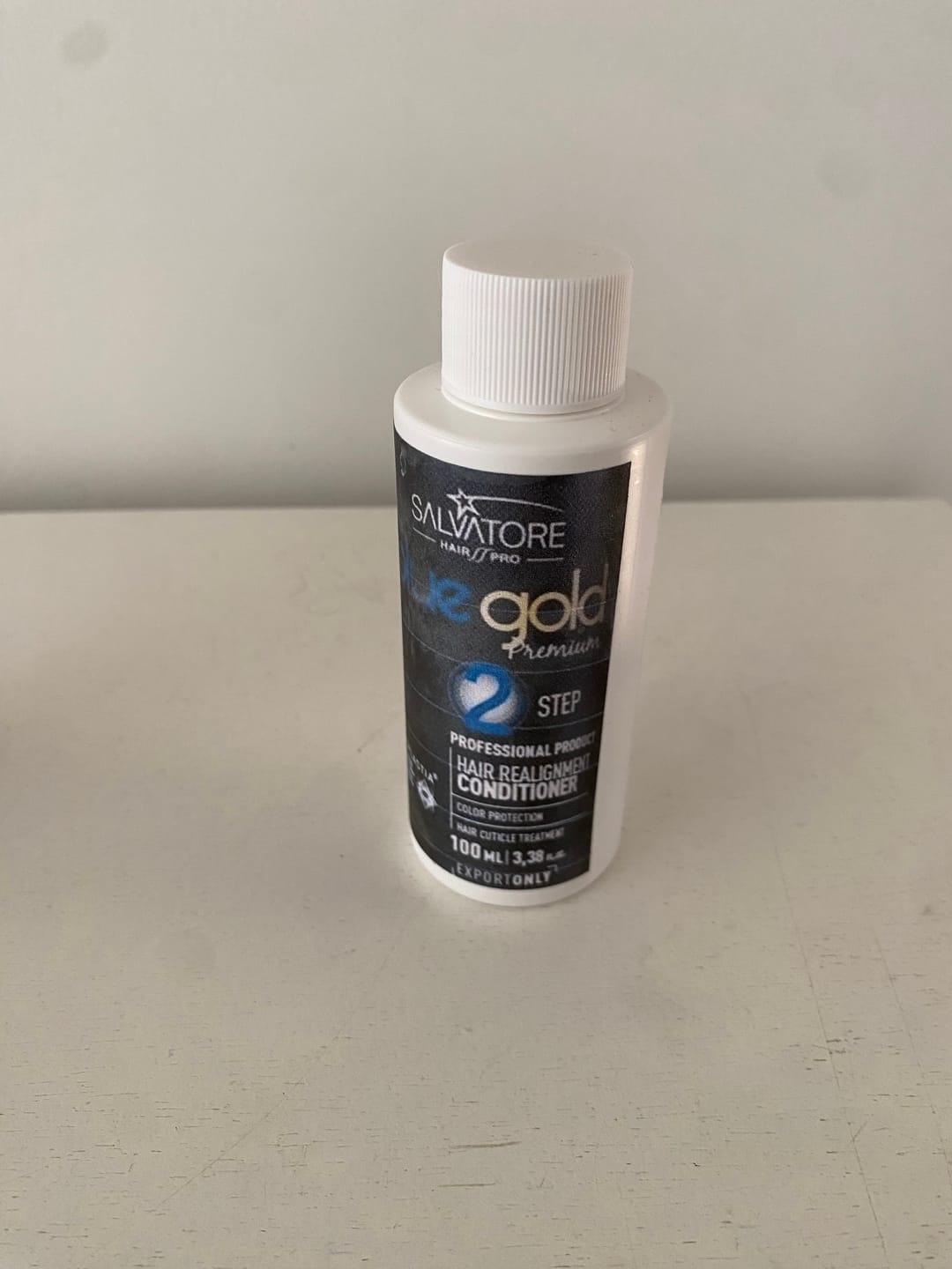 Customer photo review of Lissage Au Tanin Salvatore Blue Gold