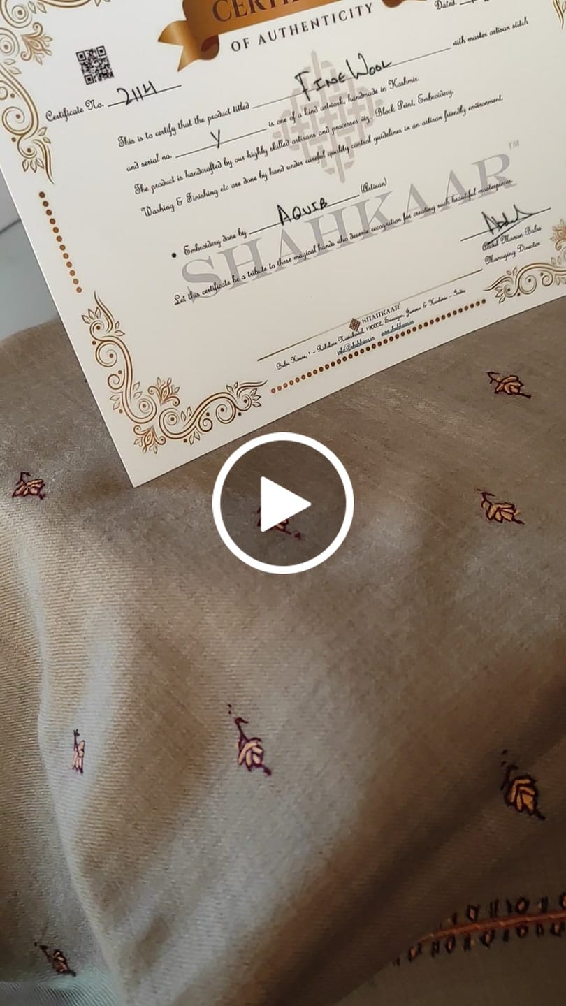 Customer video review of Fine Wool Shawl with Hand Embroidered Machie Booti Motifs