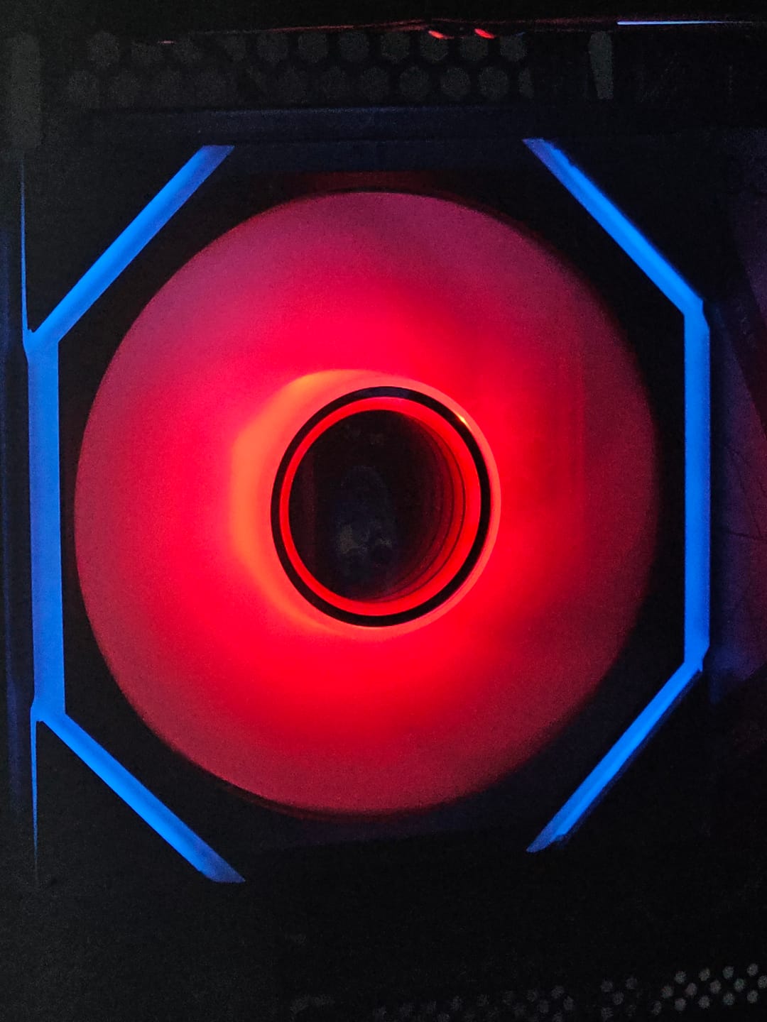 Customer photo review of Nollie FAN GC120 ARGB Cooling Fan Modular Stackable Splicing PWM Silent 120mm RGB Fans 26LED
