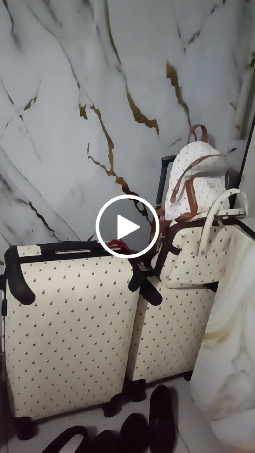 Customer video review of Double Pack 65cm Medium Check-In