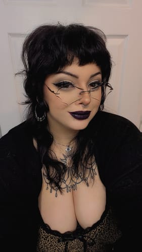 Customer photo review of Batty Eyeglasses