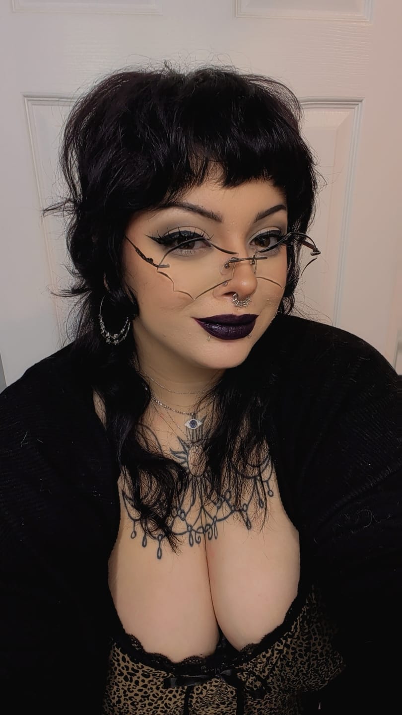 Customer photo review of Batty Eyeglasses