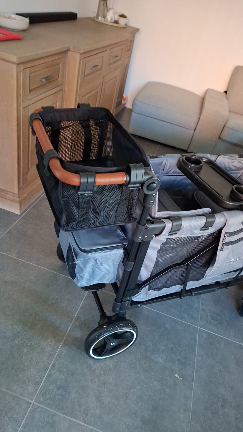 Customer photo review of P-Series Luxe 2-zits Kinderkar