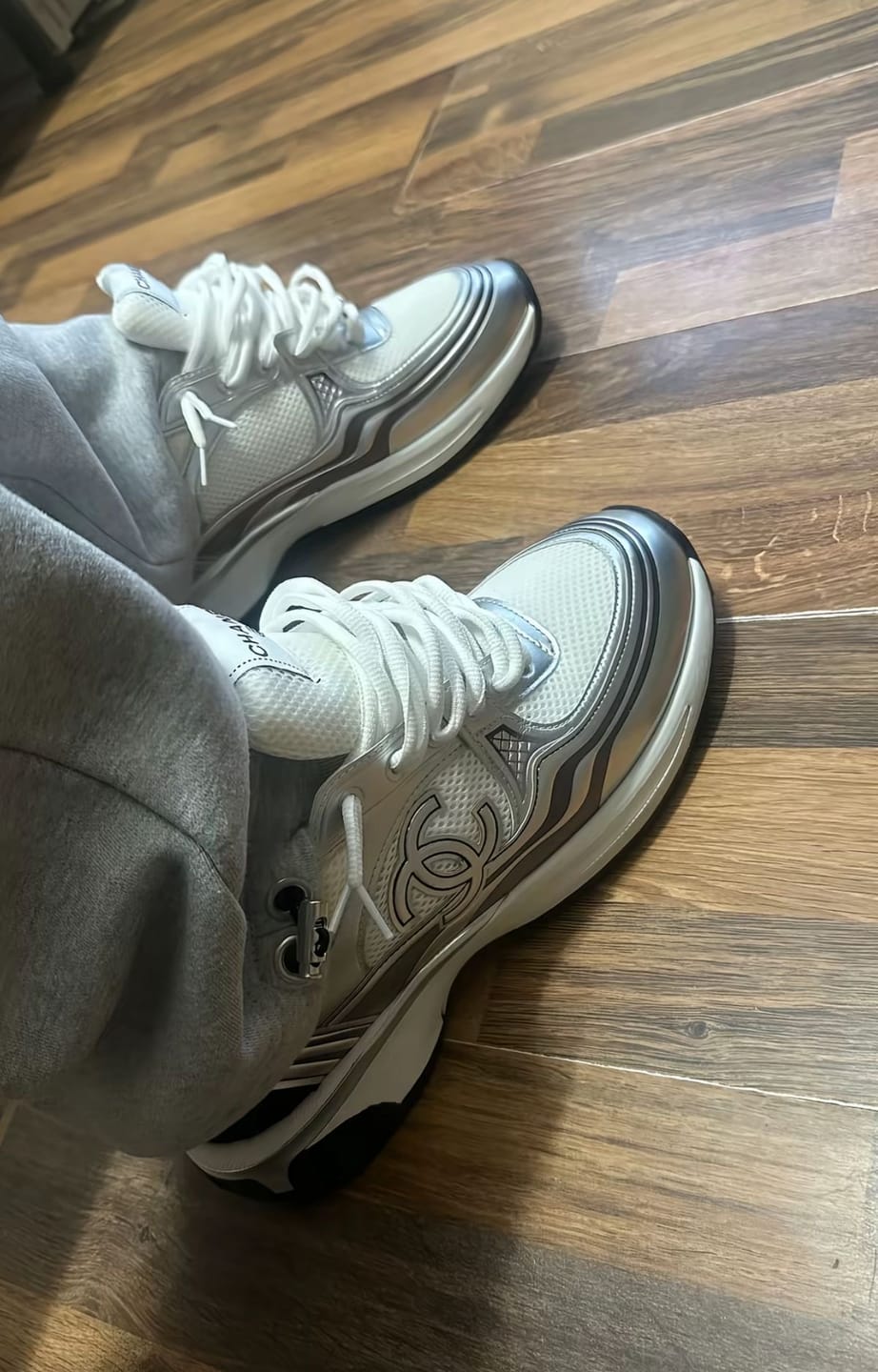 Customer photo review of Chanel Runner Silver & White