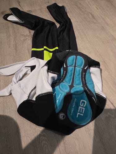 Avis photo d'un client sur COLLANT CYCLISTE THERMIQUE VERT- HIVER - HOMME