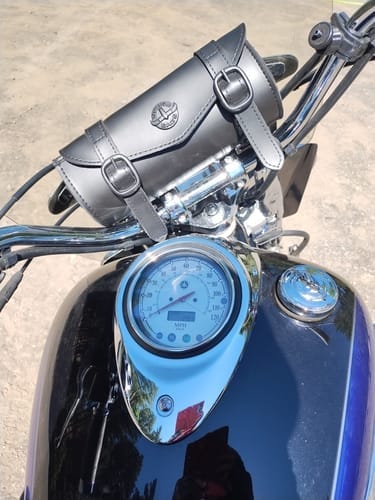 Customer photo review of 2L - Dark Age Plain Leather Motorcycle Handlebar Bag for Harley Davidson