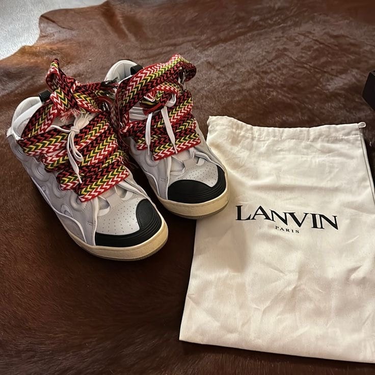Customer photo review of Lanvin Curb red&white