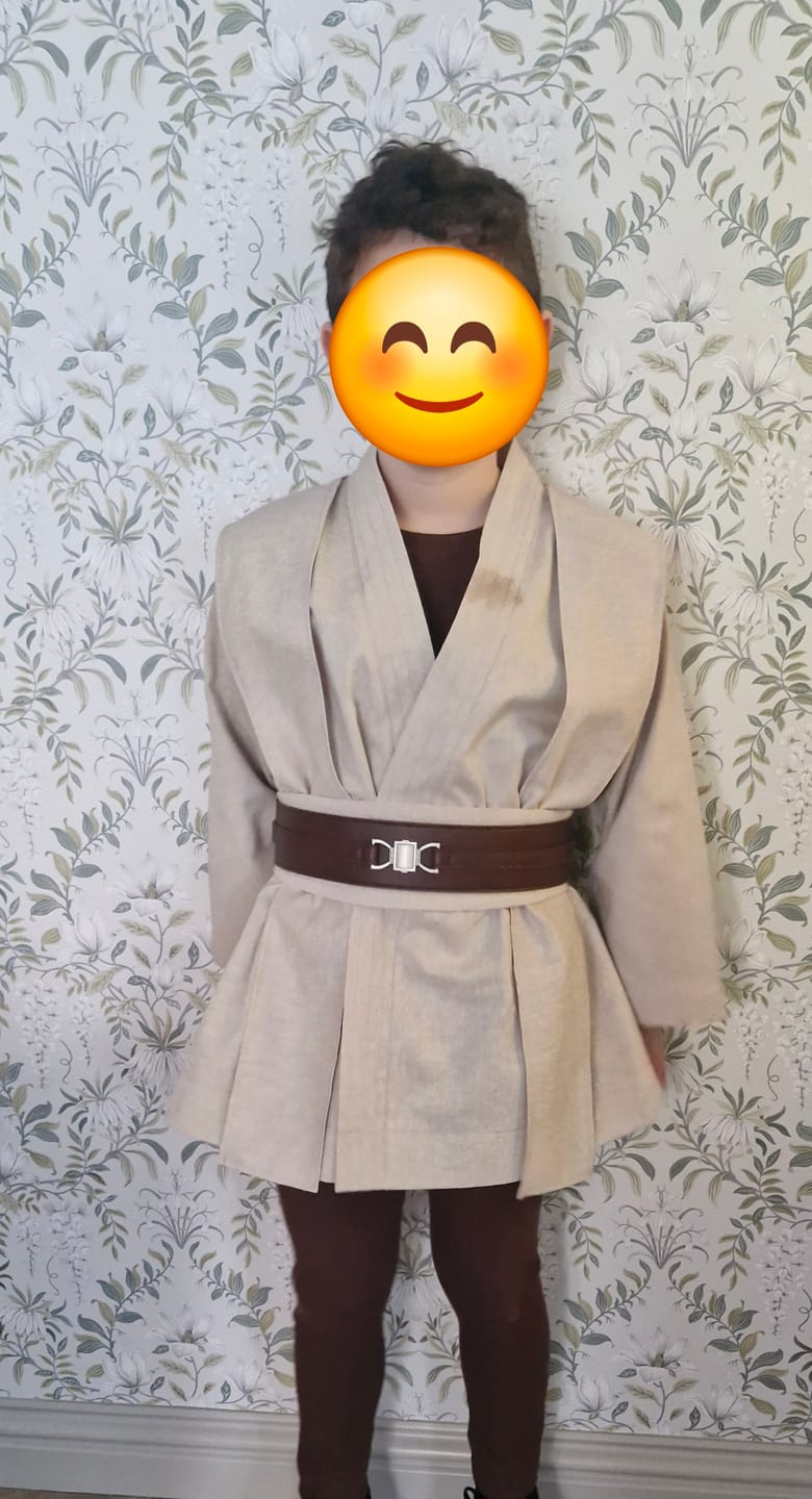 Customer photo review of Plain Beige Linen Look Polycotton Fabric