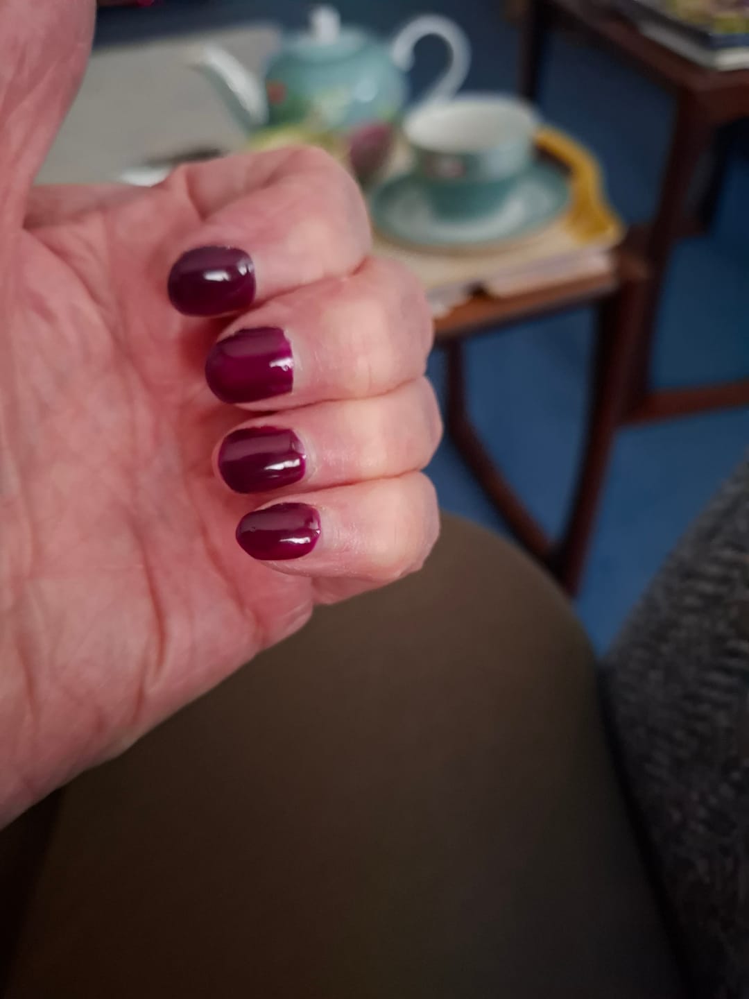 Customer photo review of Semilac 015 Plum UV Gel Polish