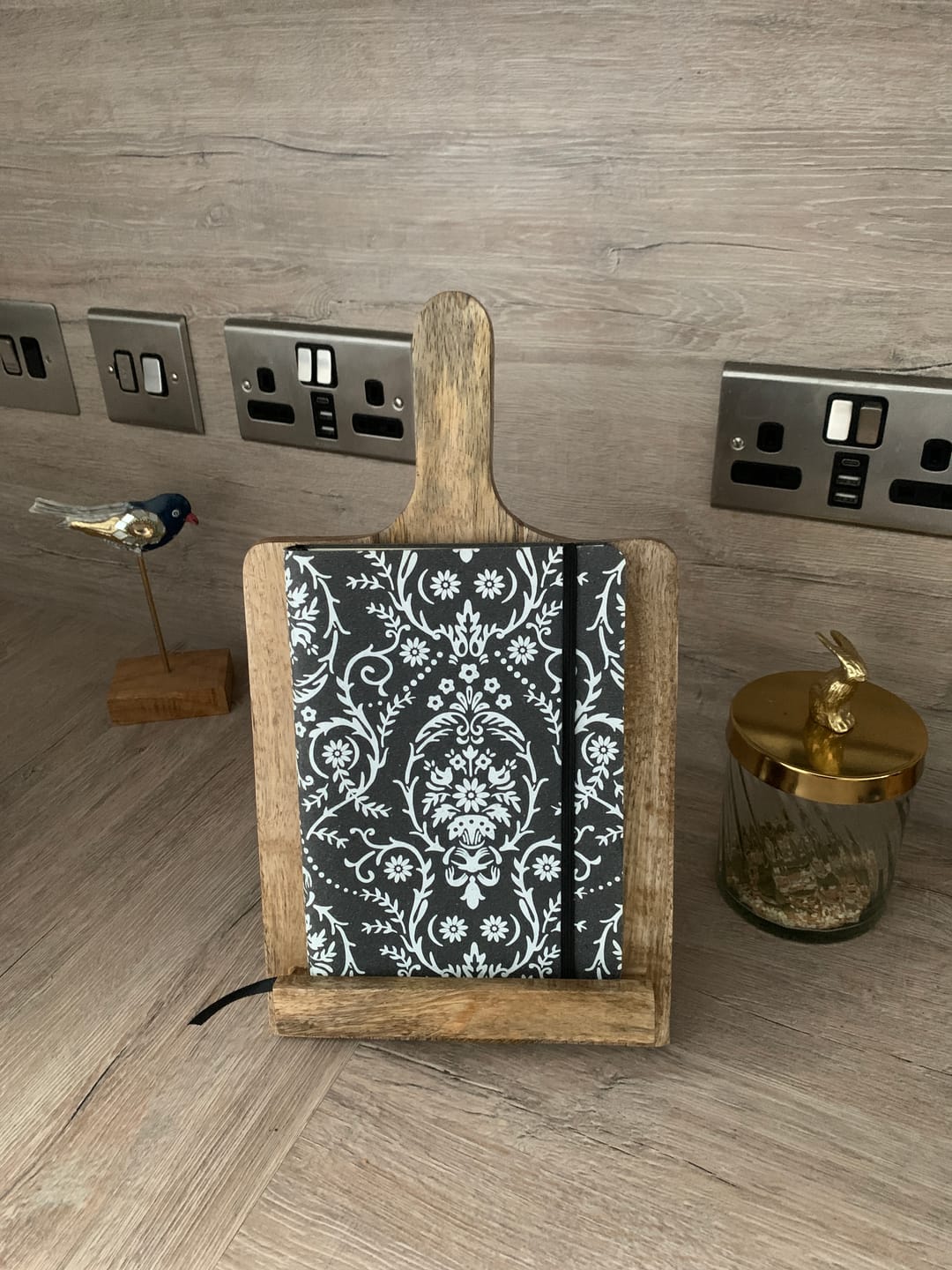 Customer photo review of Rustic Recipe Book Stand